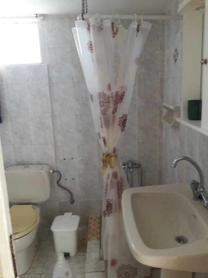 Apt 30M From Beach Apartment Amarynthos Exterior photo